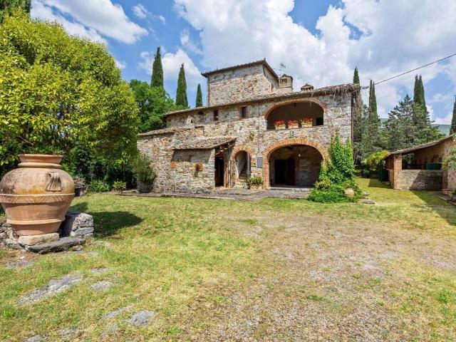 Villa Indipendente in vendita a Gaiole In Chianti, Toscana