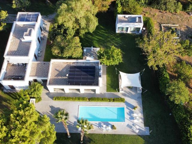 Villa Indipendente in vendita a Puglia, Lecce