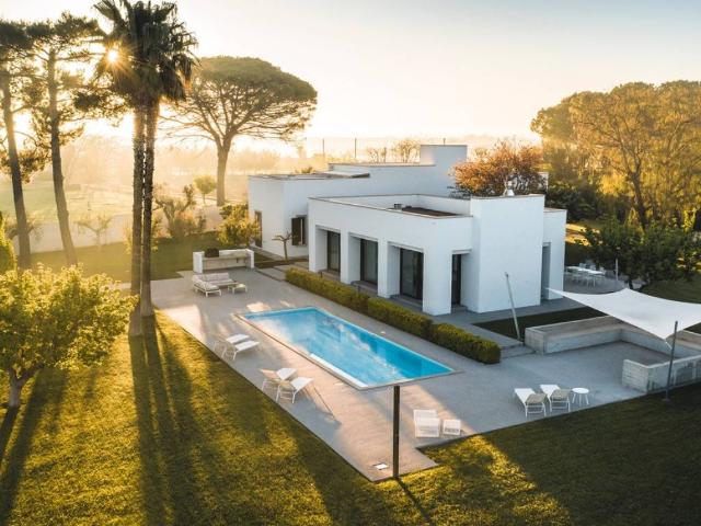 Villa Indipendente in vendita a Puglia, Lecce