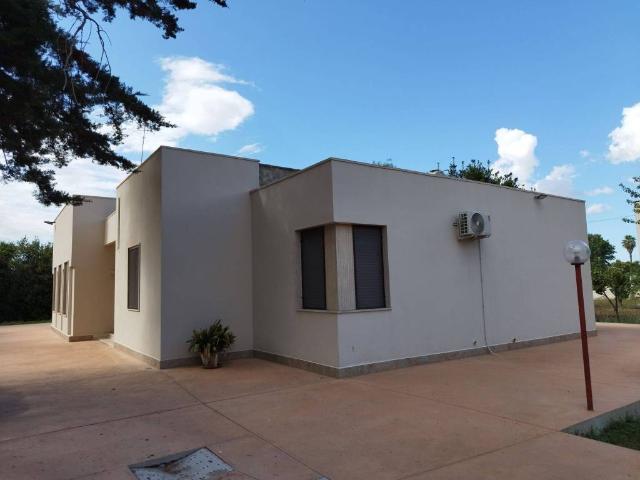Villa Indipendente in vendita a Puglia, Lecce
