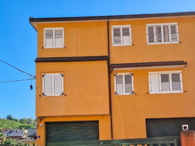 Villa Indipendente in vendita a Calabria, Reggio Calabria