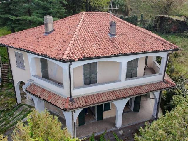 Villa Indipendente in vendita a Villa Vergano, Galbiate