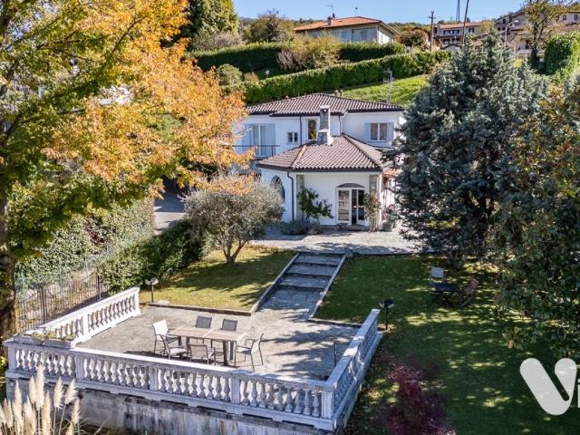 Villa Indipendente in vendita a Galbiate, Lombardia