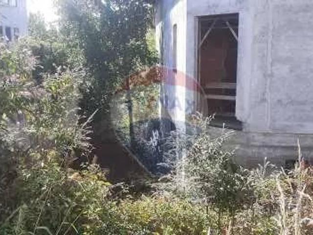 Villa Indipendente in vendita a Madonna in Campagna, Gallarate