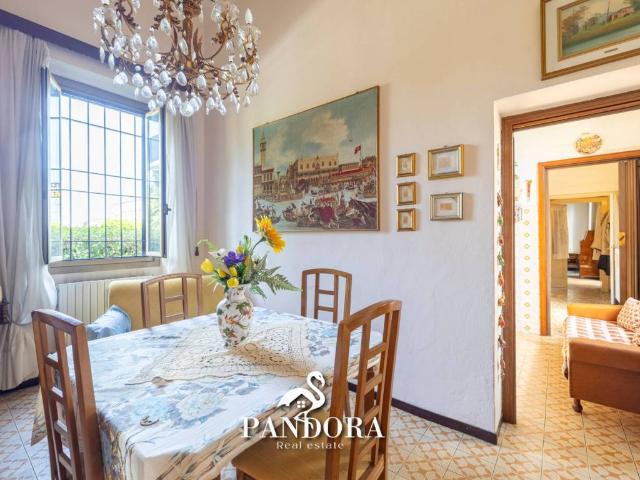 Villa Indipendente in vendita a Villaggio Sant'Andrea, Gallarate