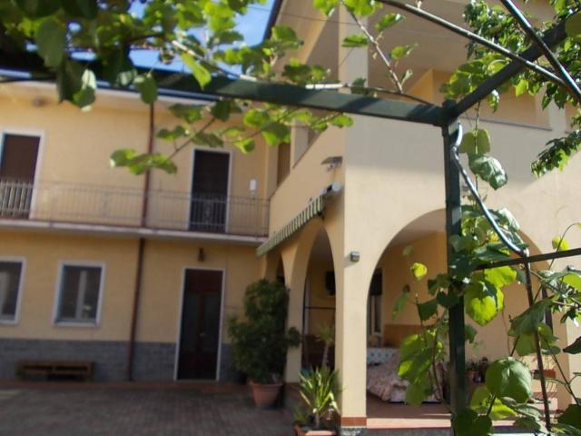 Villa Indipendente in vendita a Ronchi, Gallarate
