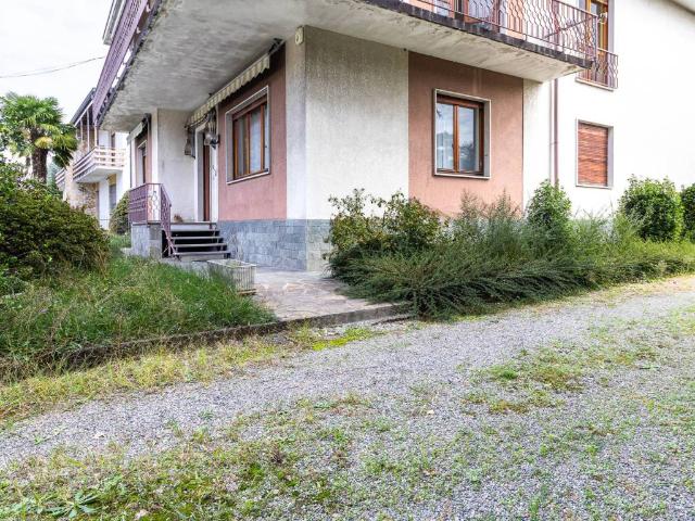 Villa Indipendente in vendita a Azalee, Gallarate