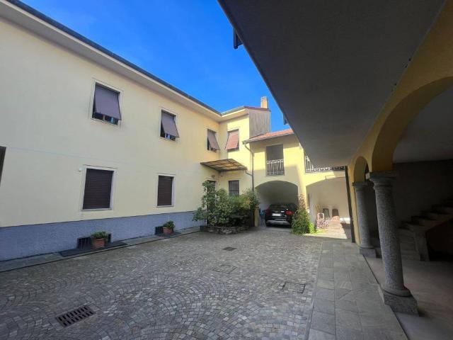 Villa Indipendente in vendita a Centro, Gallarate