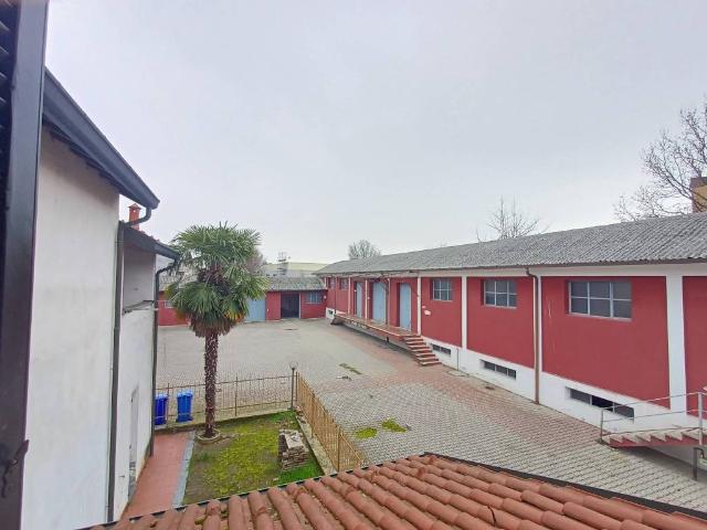 Villa Indipendente in vendita a Bornate, Piemonte