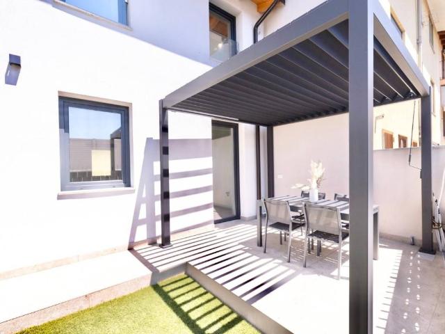 Villa Indipendente in vendita a Piemonte, Novara