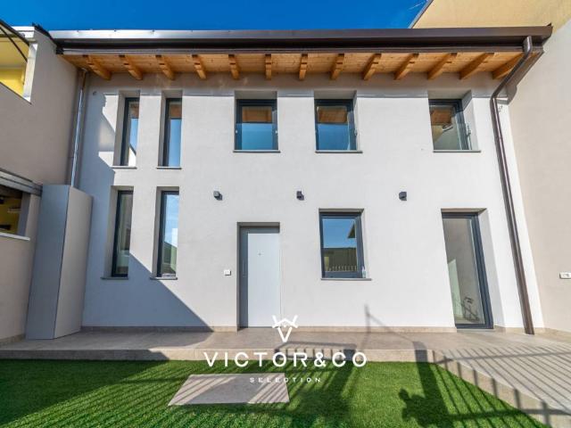 Villa Indipendente in vendita a Piemonte, Novara