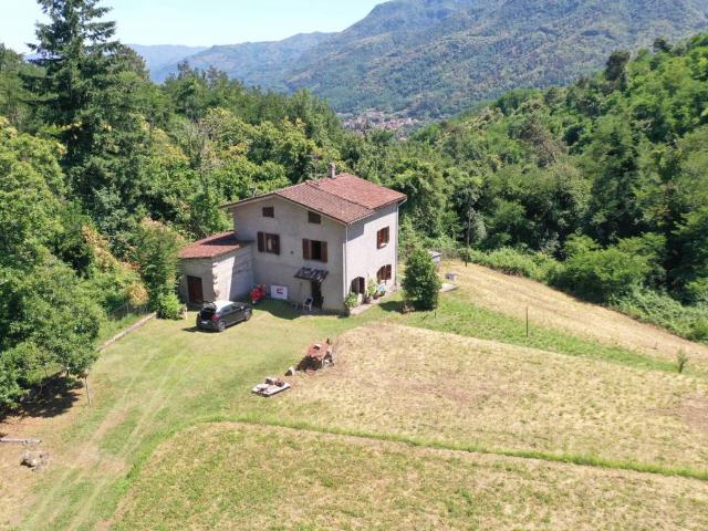 Villa Indipendente in vendita a Unione Comuni Garfagnana, Molazzana