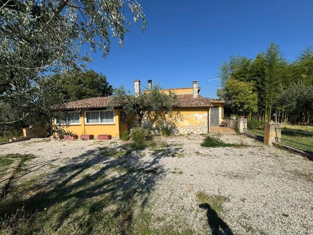 Villa Indipendente in vendita a Gallicano nel Lazio, Roma Capitale