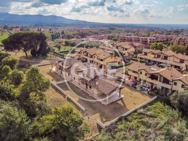Villa Indipendente in vendita a Roma Capitale, Lazio