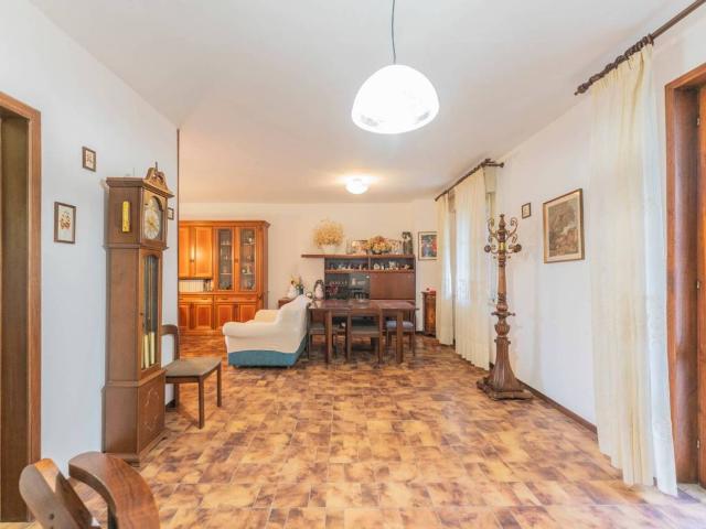 Villa Indipendente in vendita a Unione Reno Galliera, Galliera