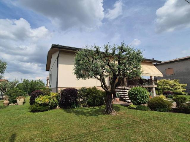 Villa Indipendente in vendita a Galliera Veneta, Veneto