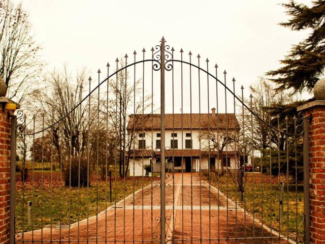 Villa Indipendente in vendita a Piemonte, Alessandria