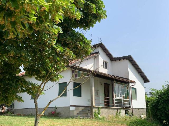 Villa Indipendente in vendita a Piemonte, Alessandria