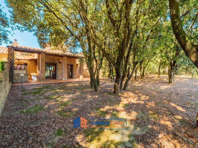 Villa Indipendente in vendita a Unione dei Comuni Circondario dell'Empolese Valdelsa, Gambassi Terme