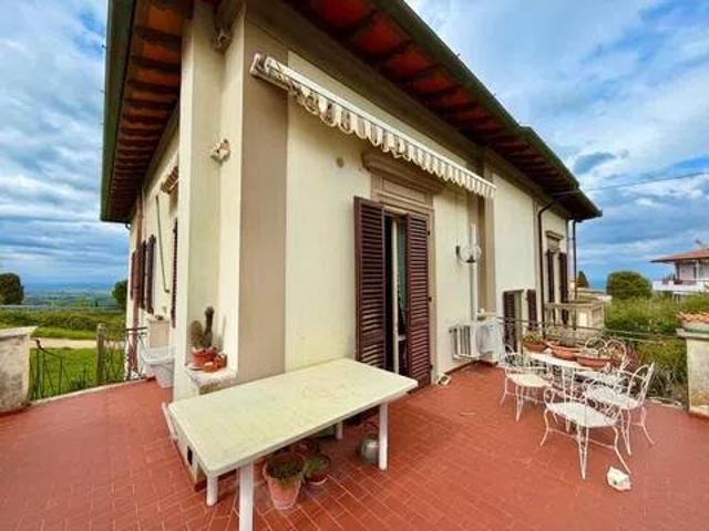 Villa Indipendente in vendita a Gambassi Terme, Firenze