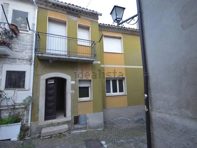 Villa Indipendente in vendita a Gambatesa, Molise