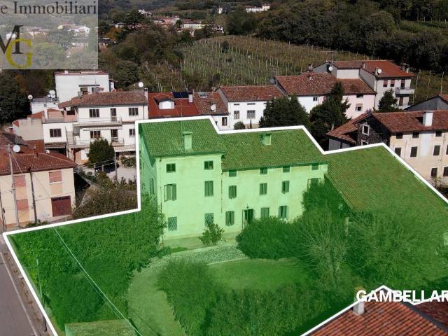 Villa Indipendente in vendita a Gambellara, Veneto