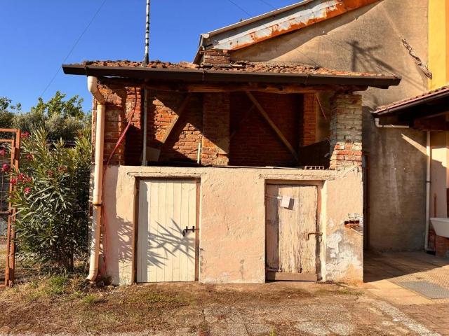 Villa Indipendente in vendita a Gambolò, Lombardia