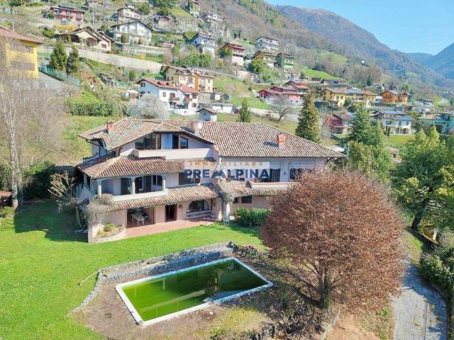 Villa Indipendente in vendita a Gandino, Lombardia