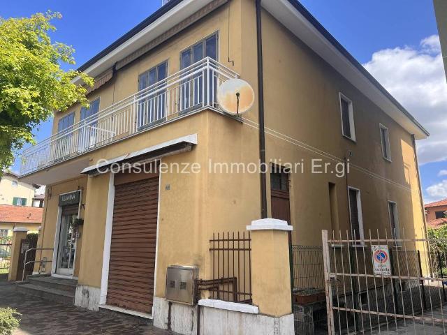 Villa Indipendente in vendita a Santa Maria Rossa, Garbagnate Milanese