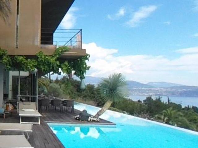 Villa Indipendente in vendita a Morgnaga, Gardone Riviera