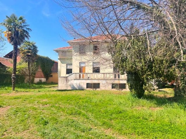 Villa Indipendente in vendita a Piemonte, Novara