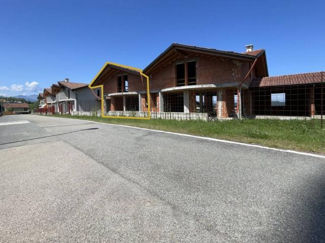 Villa Indipendente in vendita a Piemonte, Novara