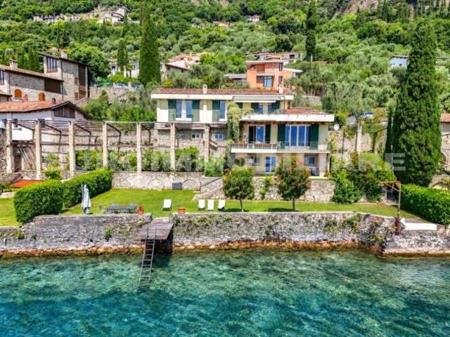 Villa Indipendente in vendita a Muslone, Gargnano