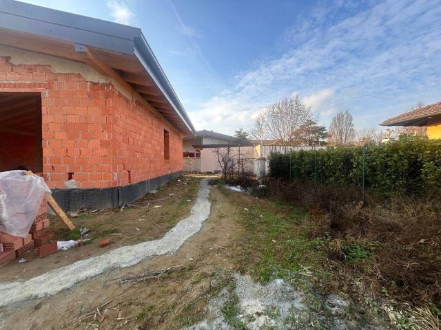 Villa Indipendente in vendita a Garlasco, Lombardia