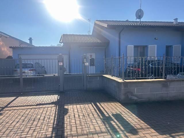 Villa Indipendente in vendita a Garlasco, Lombardia
