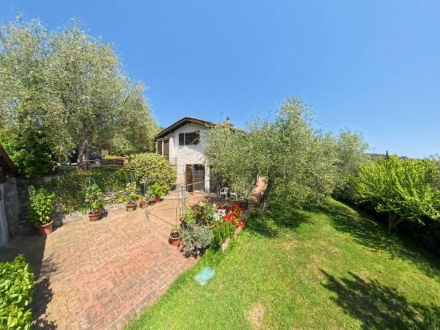 Villa Indipendente in vendita a Garlenda, Liguria