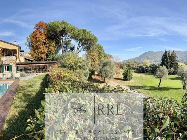 Villa Indipendente in vendita a Garlenda, Liguria