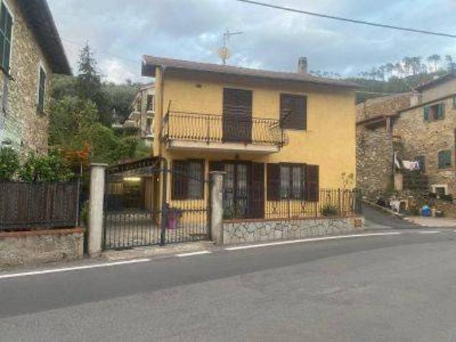 Villa Indipendente in vendita a Garlenda, Liguria