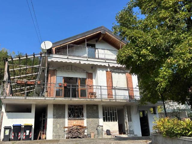 Villa Indipendente in vendita a Bussolino, Gassino Torinese