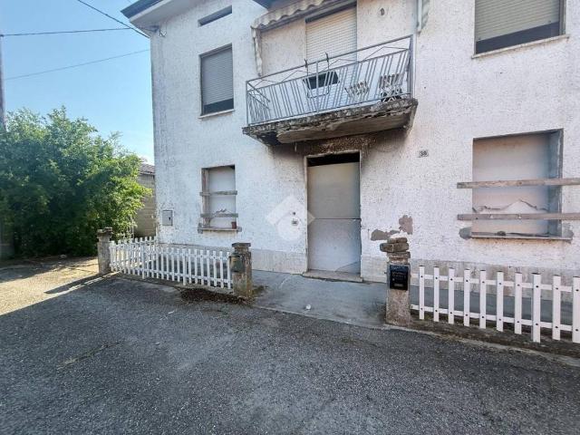 Villa Indipendente in vendita a Praticello, Gattatico