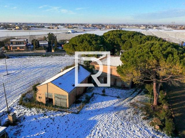 Villa Indipendente in vendita a Sant Angelo, Gatteo