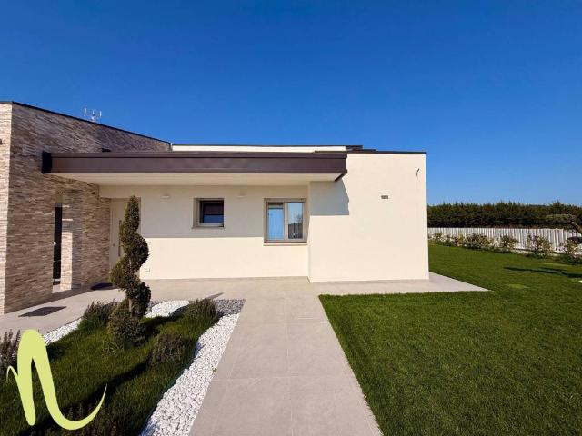 Villa Indipendente in vendita a Gatteo a Mare, Gatteo