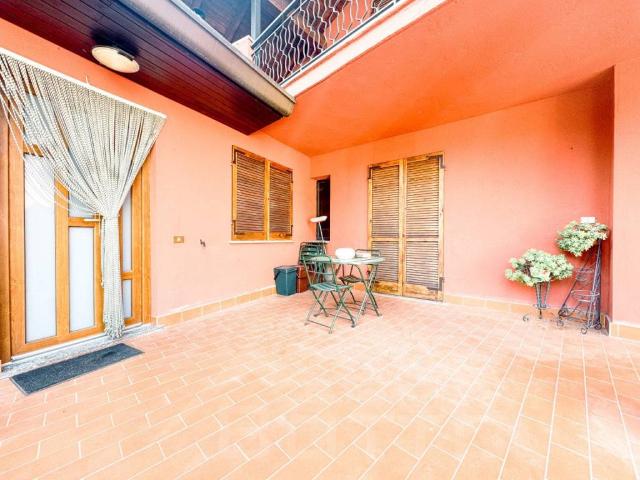 Villa Indipendente in vendita a Gattico-Veruno, Piemonte