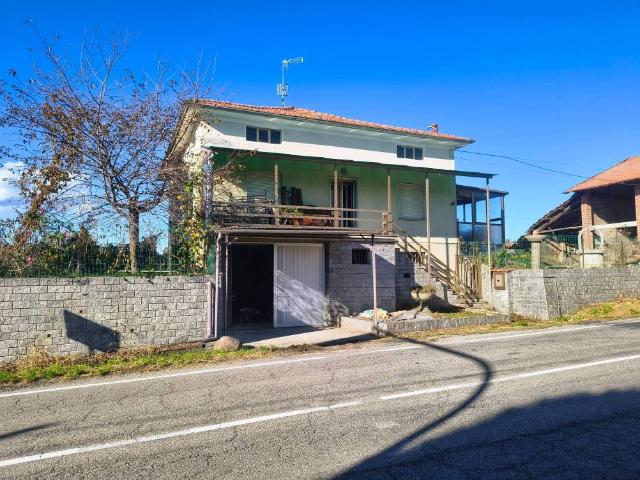 Villa Indipendente in vendita a Gattico-Veruno, Piemonte