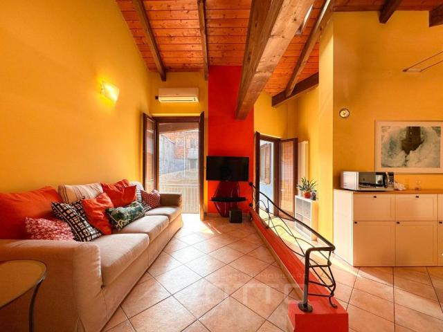 Villa Indipendente in vendita a Piemonte, Vercelli