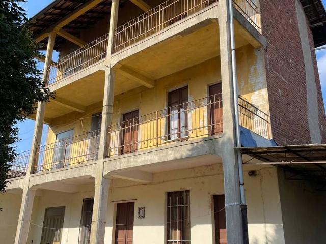Villa Indipendente in vendita a Località San Bernardo, Piemonte