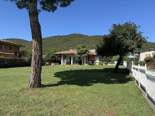 Villa Indipendente in vendita a Comunità montana della Valle Sabbia, Gavardo