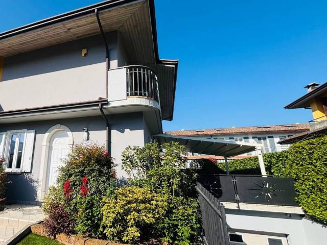 Villa Indipendente in vendita a Comunità montana della Valle Sabbia, Gavardo