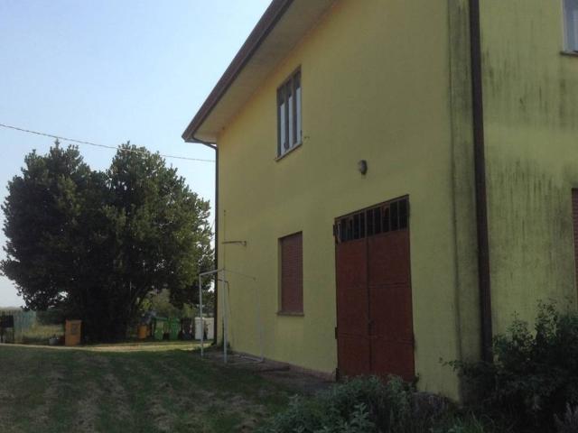 Villa Indipendente in vendita a Gavello, Veneto