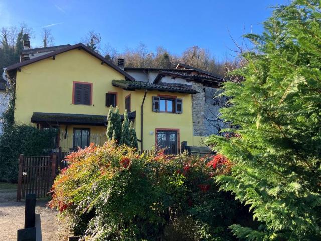 Villa Indipendente in vendita a Piemonte, Alessandria
